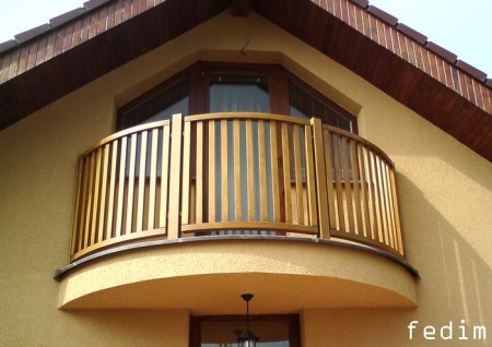 Súkromný dom - balkóny
